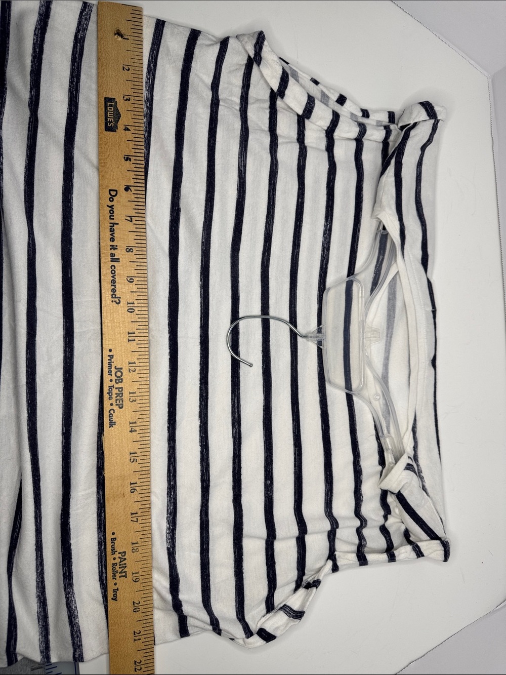 Liz Claiborne White and Navy Striped Sleeveless Tank - Picture 5 of 5